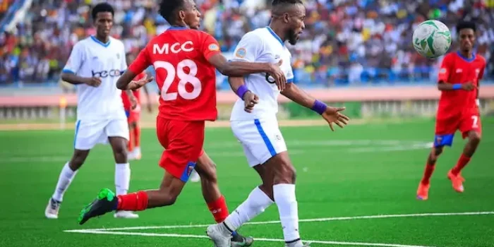 midfielder football players - center midfielder soccer players